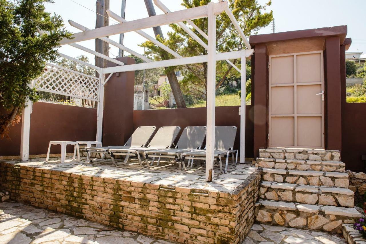 Peris Panoramic Villa Near Athens Airport Paralia  Extérieur photo